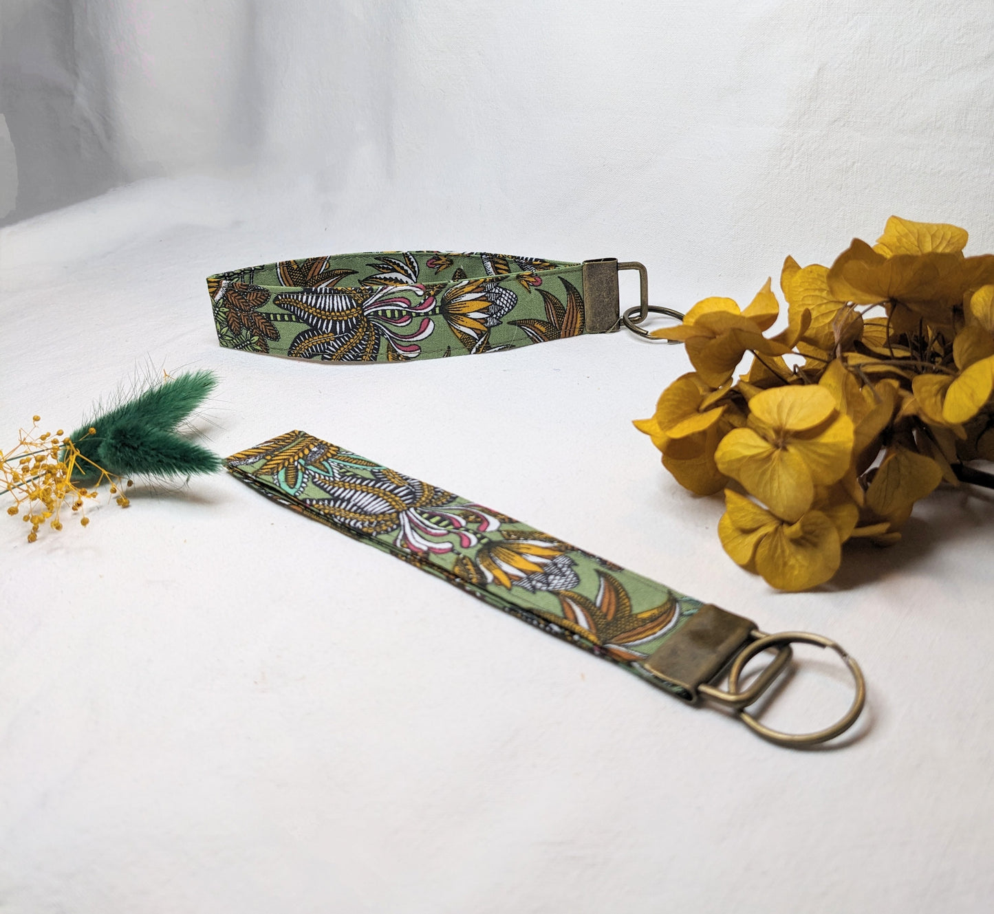 Coffret cadeaux vert jungle : Etui à lunettes + porte clés