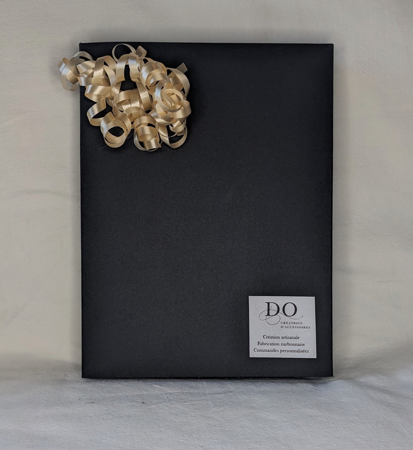 Coffret cadeaux doré : Pochette + Porte clés
