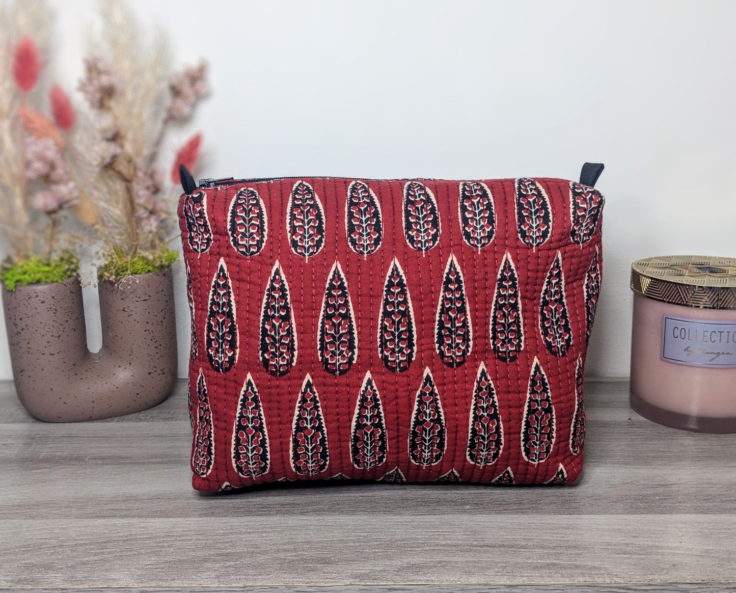 Trousse de toilette molletonnée rouge