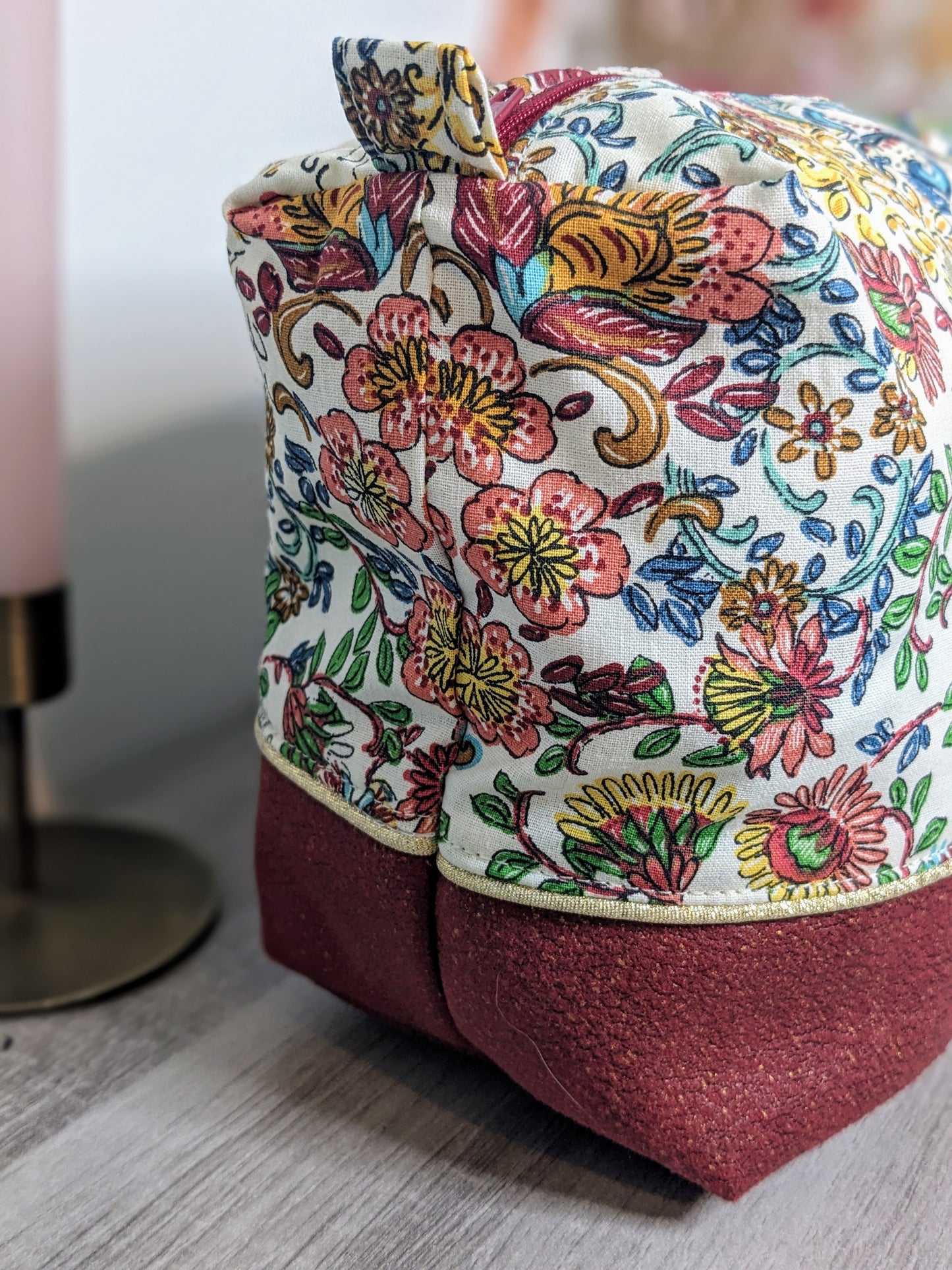 Trousse de toilette Flower/ velours ocre