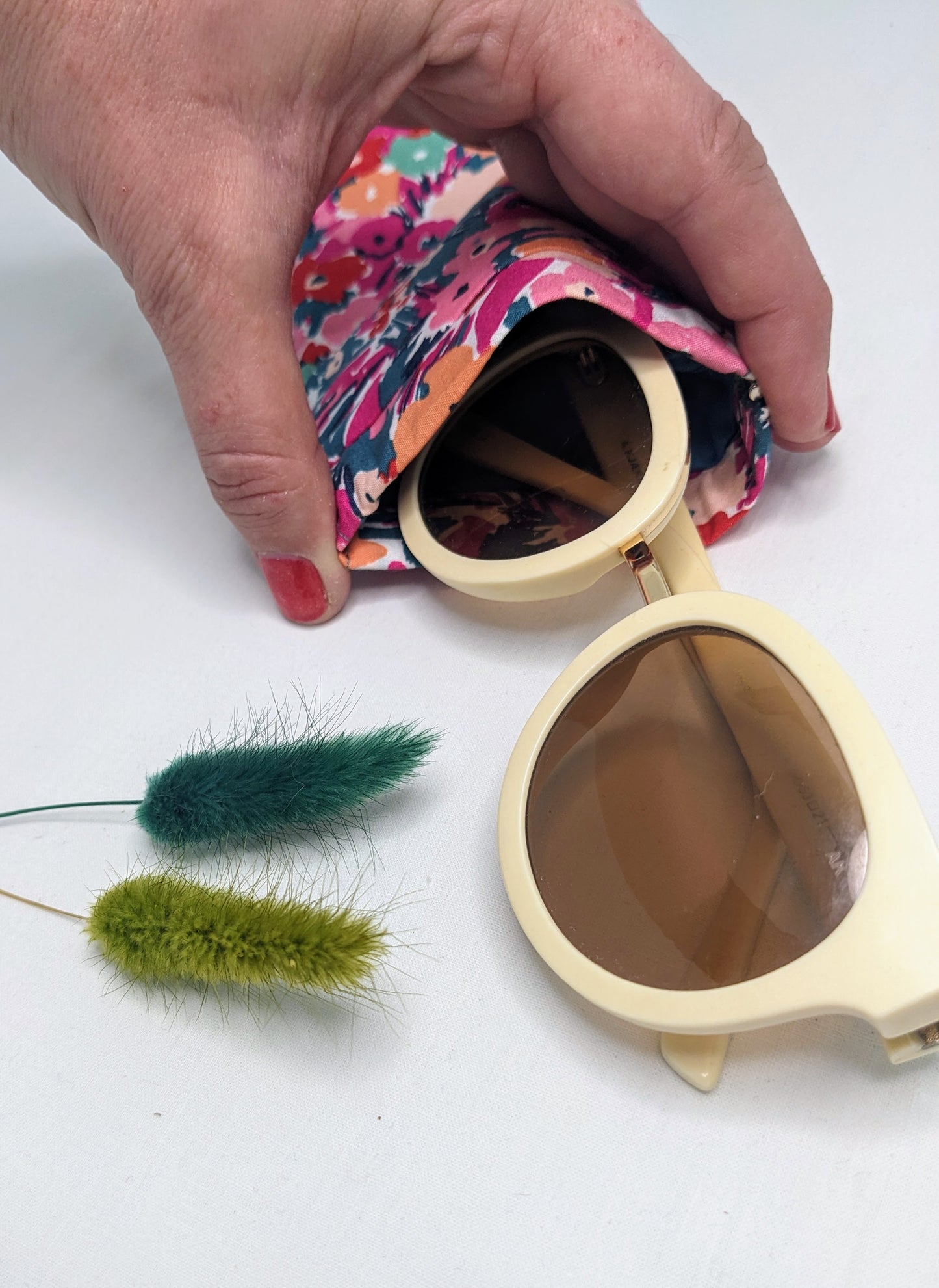 Etui à lunettes Camélia - Protection et élégance