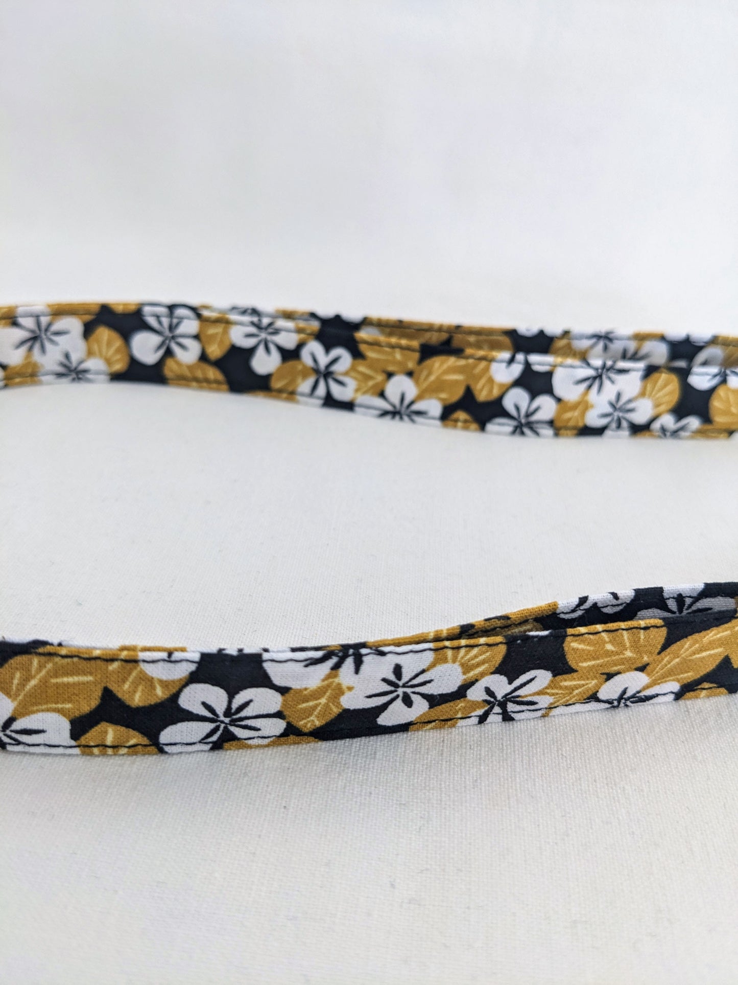 Tour de cou - Porte-clés/Porte badge - Modèle Genêts