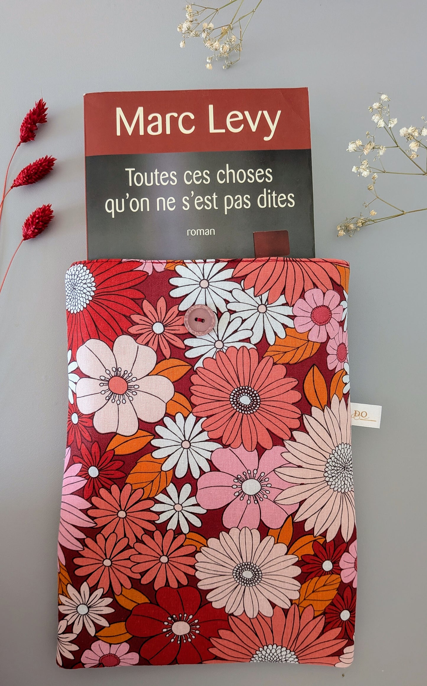Housse tablette ou protège-livre grand format - modèle fleuri rétro