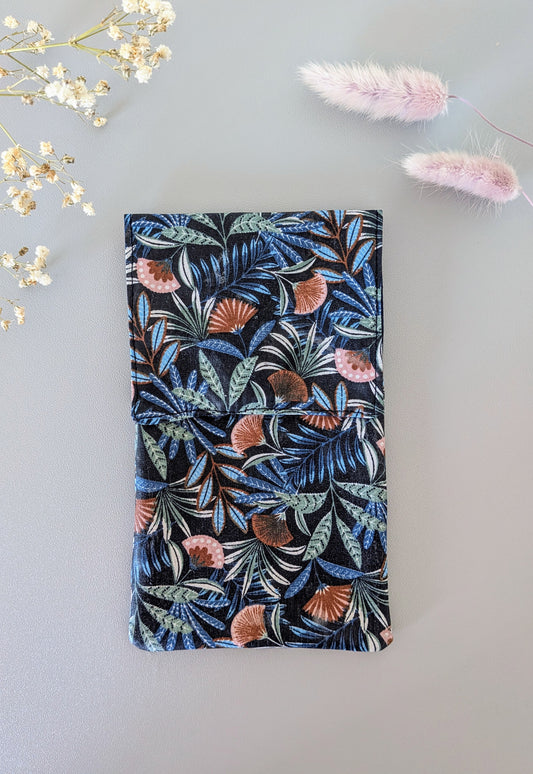 Etui enduit et aimanté pour blouse - Modèle Bleu floral