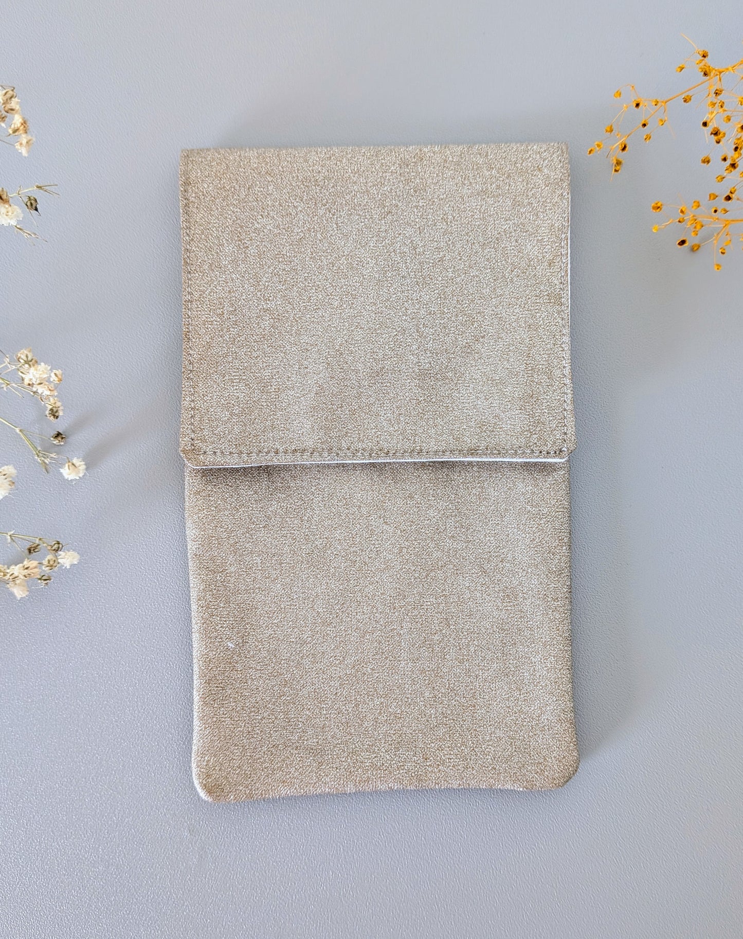Etui enduit et aimanté pour blouse - Modèle Doré