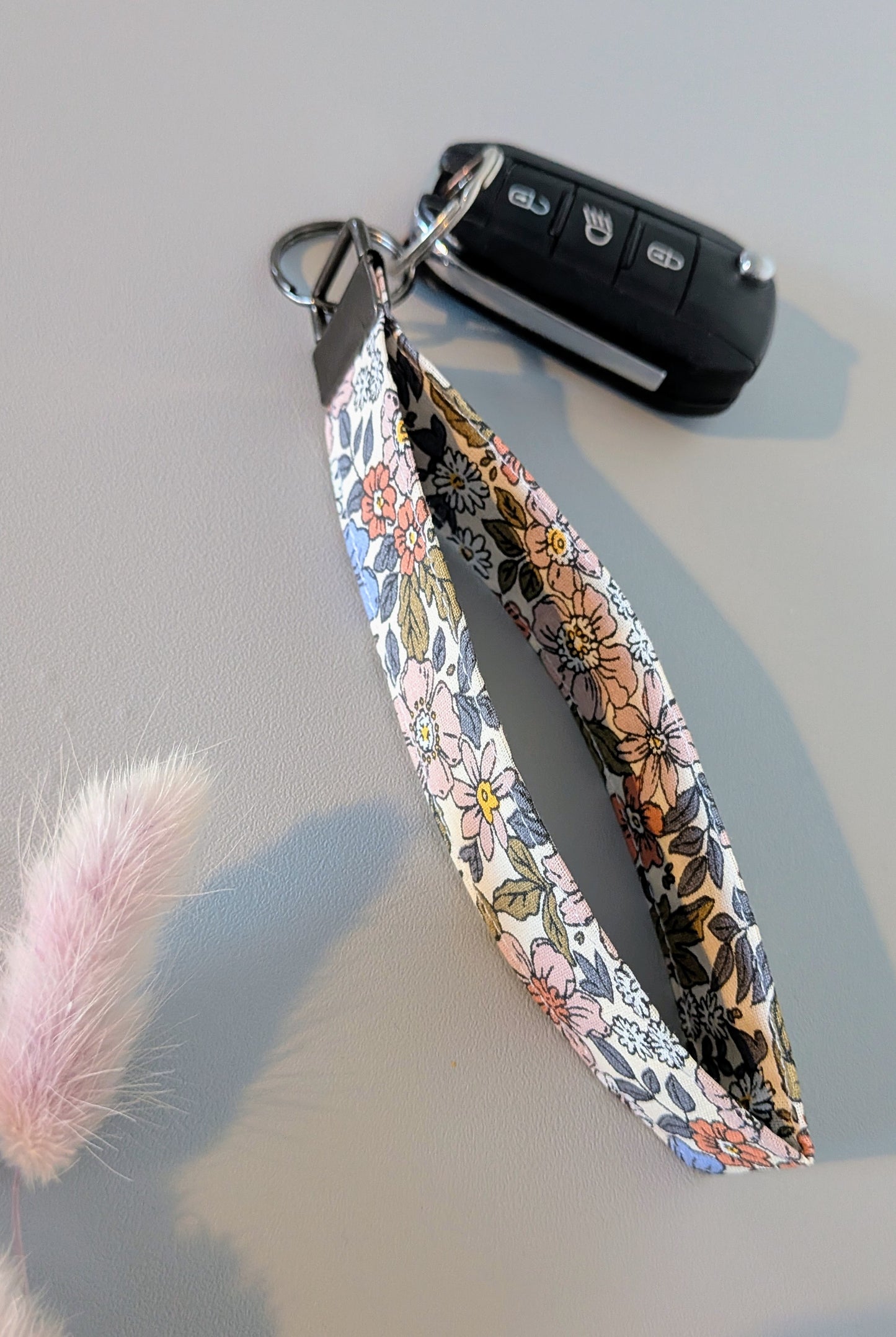 Porte-clés dragonne - Champ de fleurs