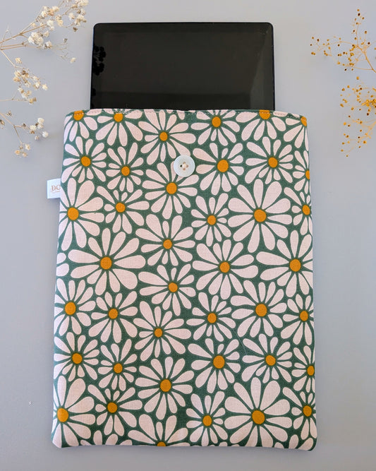 Housse tablette ou protège-livre grand format - modèle Marguerite