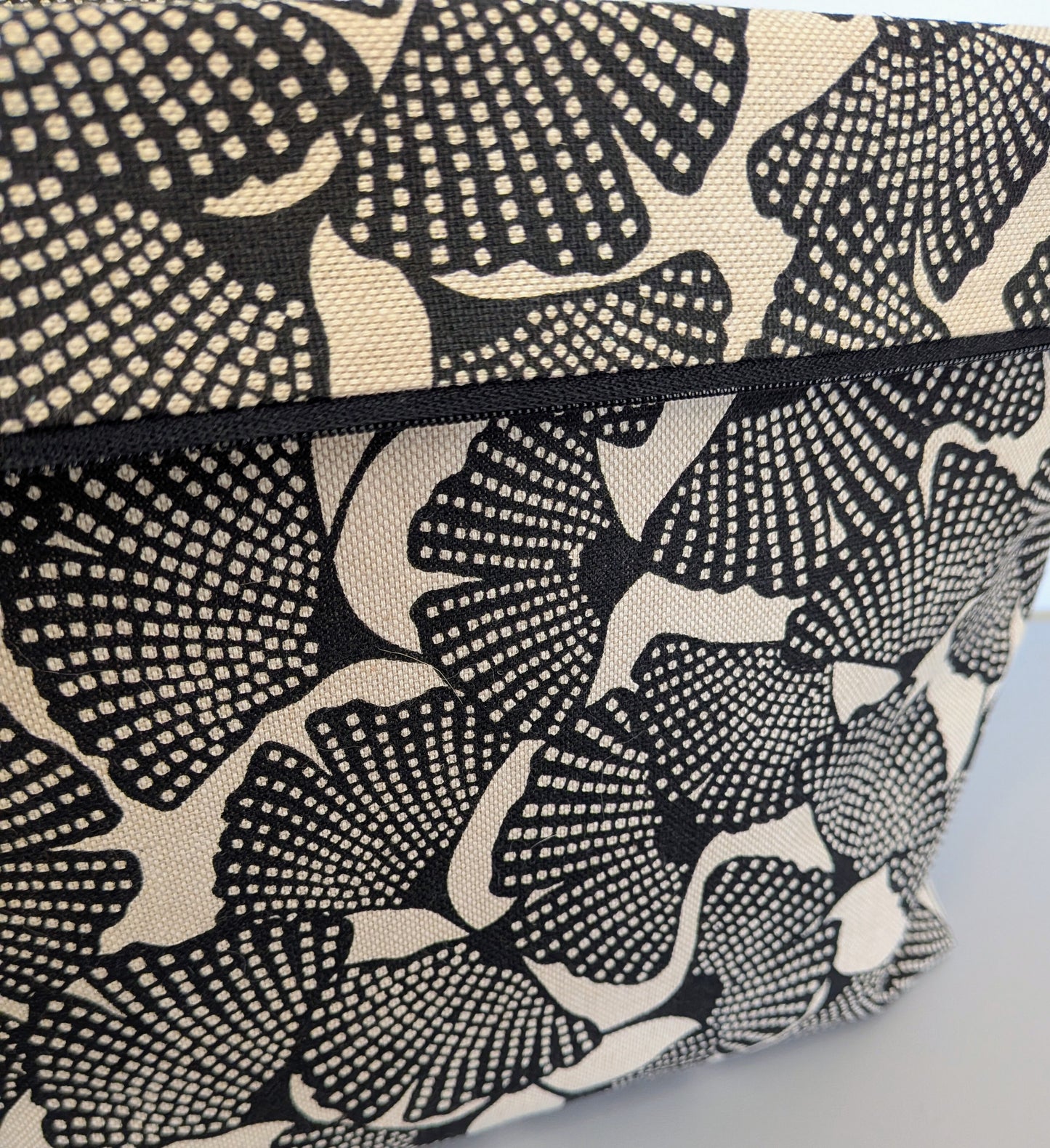 Trousse de toilette grand format – Ginkop noir/beige - pratique, spacieuse et artisanale (Copie)