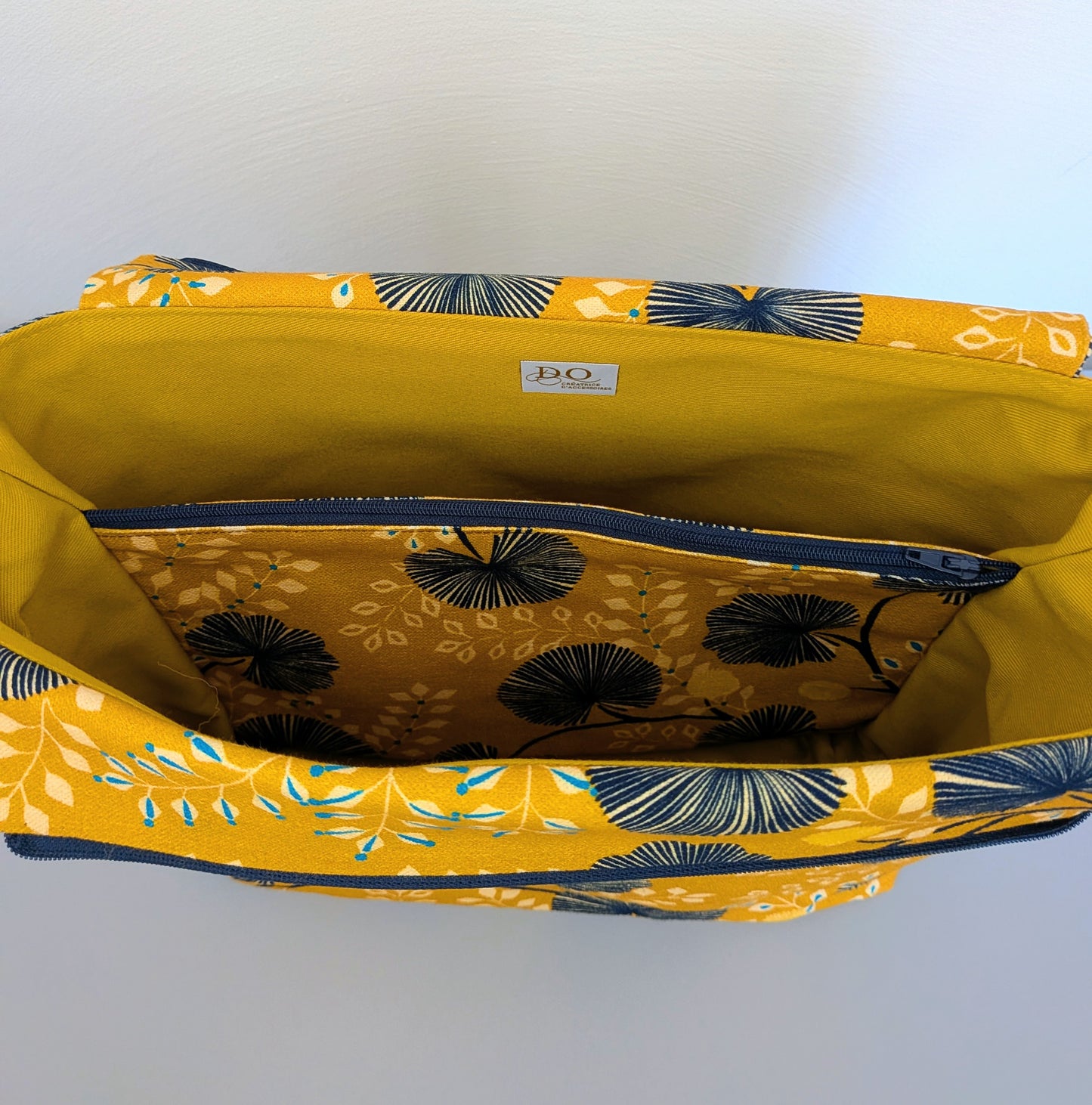 Trousse de toilette grand format – Jaune floral - pratique, spacieuse et artisanale