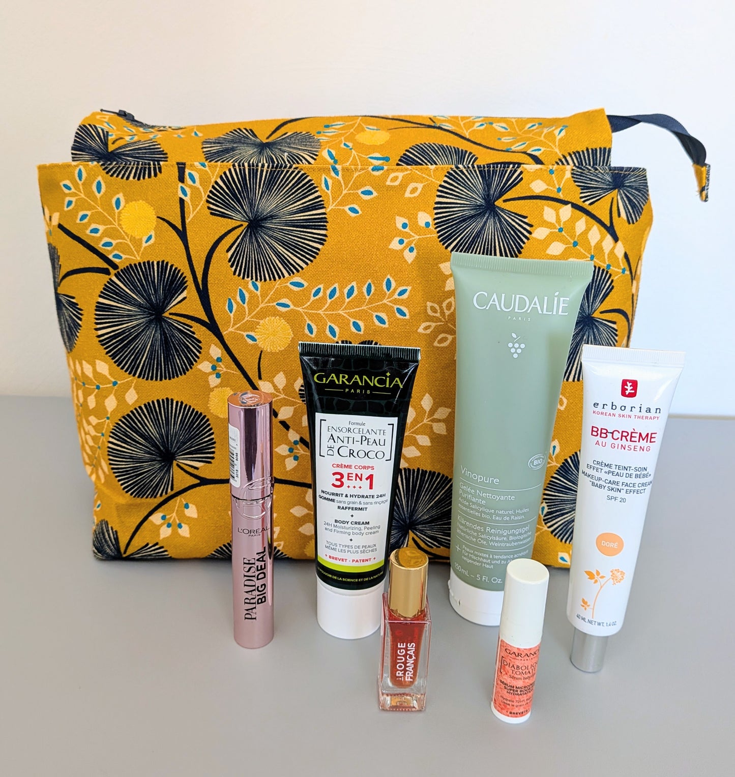 Trousse de toilette grand format – Jaune floral - pratique, spacieuse et artisanale